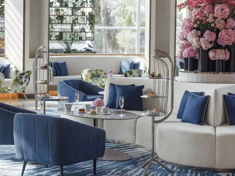 Jumeirah Beach Hotel - F&B - The Pearl Lounge - Afternoon Tea