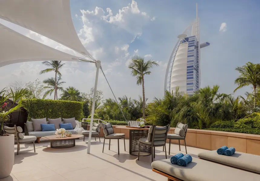 Jumeirah Beach Hotel - Accommodation - Family Garden Suite - Terrace Day