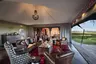 dubaplains_mainarea_lounge