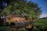 dubaplains_guesttent_privatepoolnight