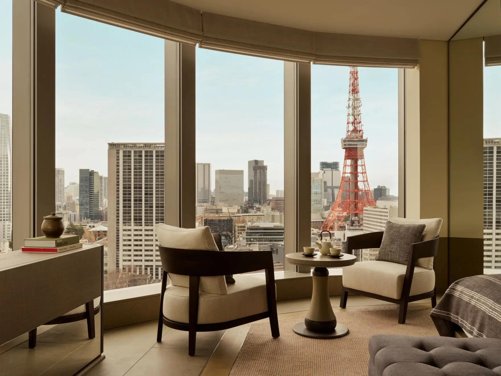 Janu Tokyo, Japan - Accommodation, Corner Suite (3)