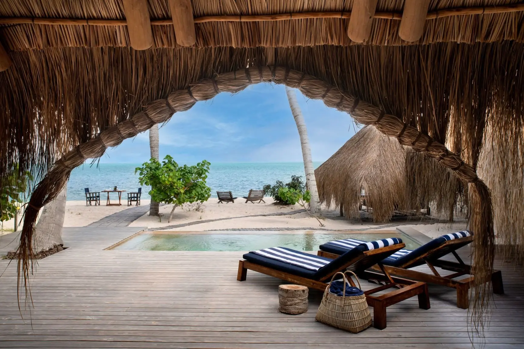 Southern-Africa-Mozambique-andBeyond-Benguerra-Island-Cabana-pool-3