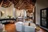 Benguerra-Island-Casinha-bedroom-bathroom