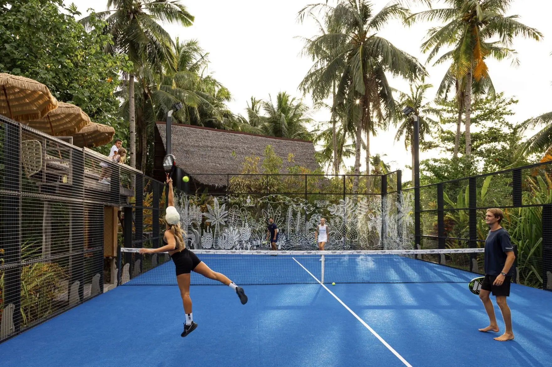 NPH_Padel playing in the jungle