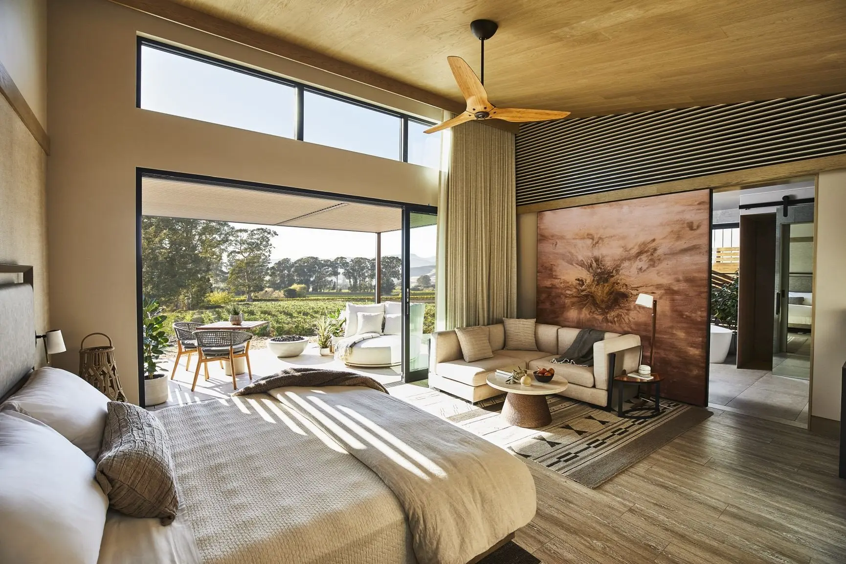 STN_Accommodations_Suite_One-Bedroom_Exterior_2021_094069-R1
