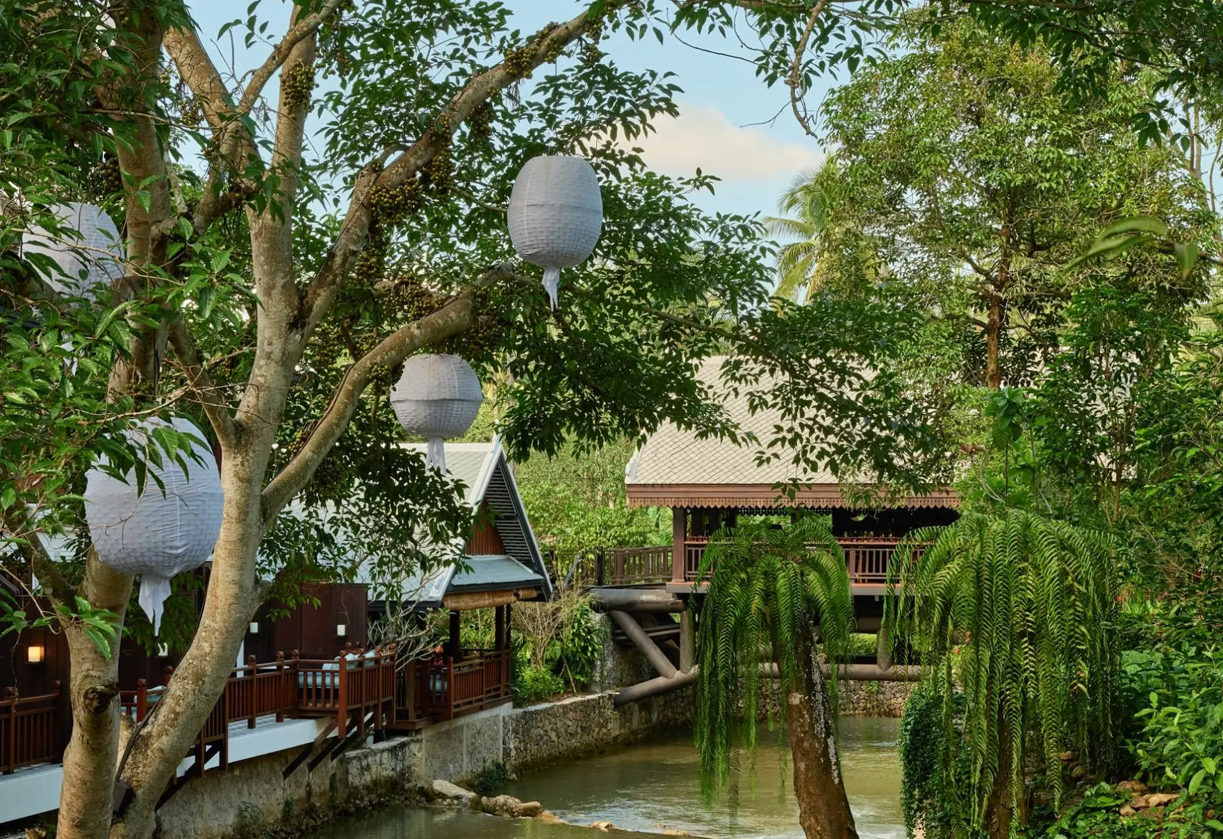 The_Elephant_Bridge_Bar_004