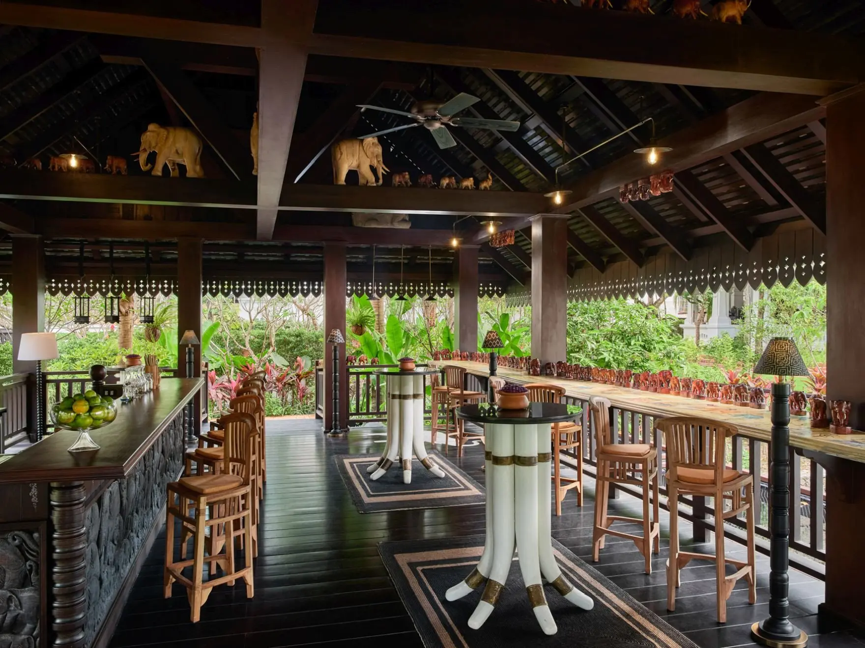 The_Elephant_Bridge_Bar_003
