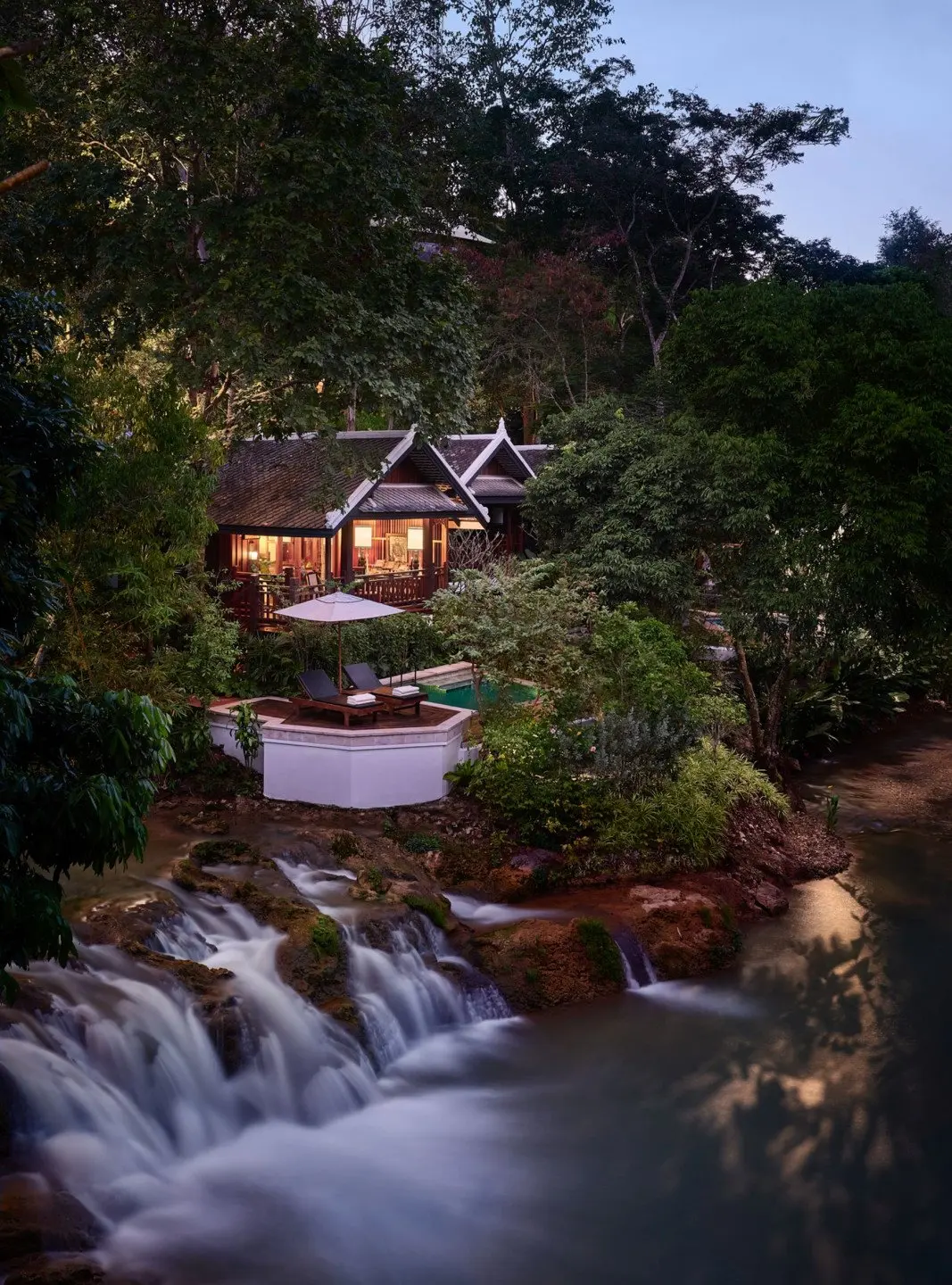 Waterfall_Pool_Villa_Terrace_006