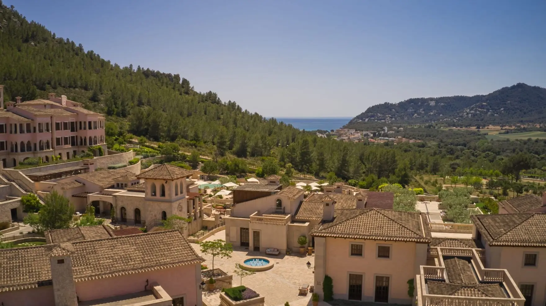 Cap Vermell Grand Hotel Aerial View (4)