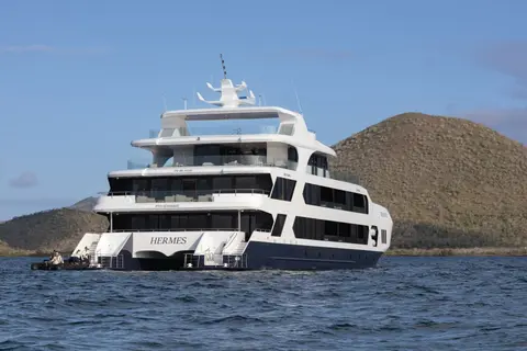 small_Panoramic 17 - Hermes Galapagos Mega Catamaran