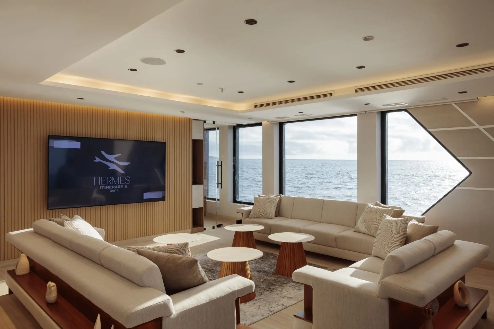 small3_Main Lounge 2 - Hermes Galapagos Mega Catamaran