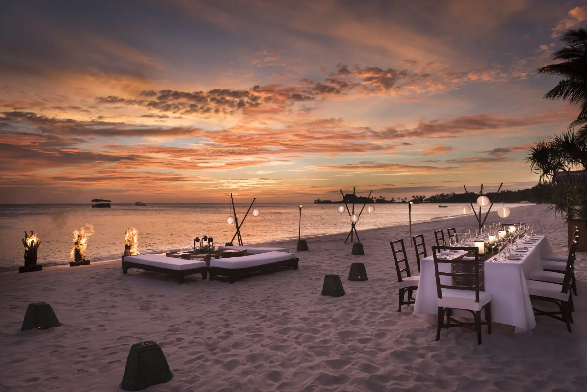 Amanpulo, Philippines - Dining, Private Dining on the Beach 4_13805