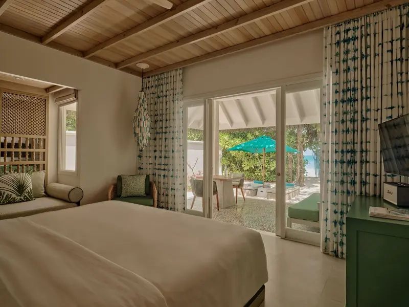 Seaside Finolhu_Beach Villa Bedroom