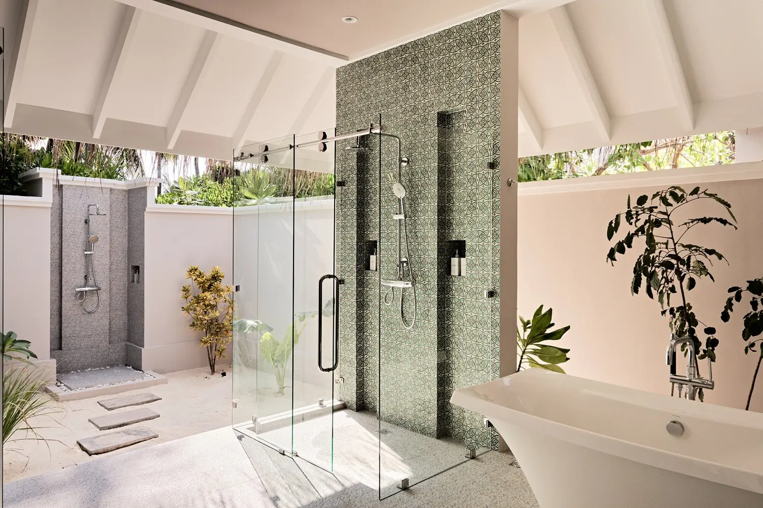 Seaside Finolhu_Bathroom