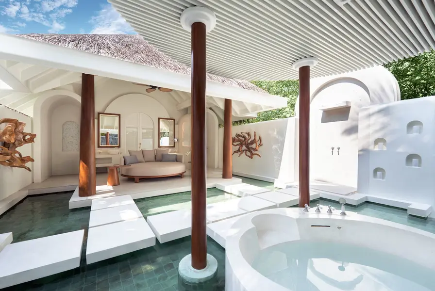 Anantara Kihavah - Beach Pool Villa Bathroom
