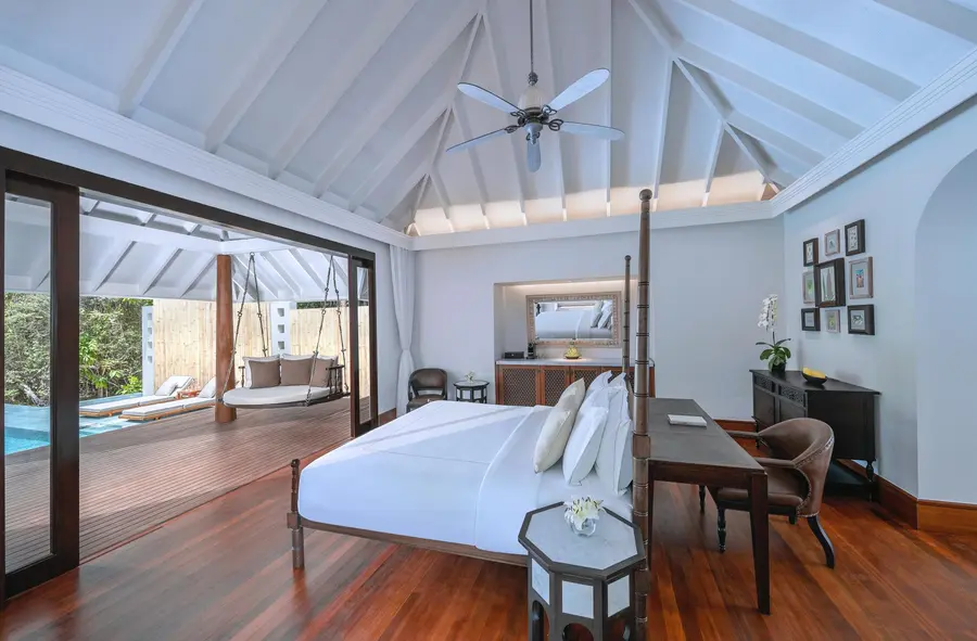Anantara Kihavah One-bedroom Family Beach Pool Villas Bedroom