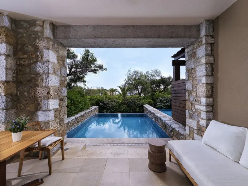 Infinity Guest Room King Garden View PP (2)