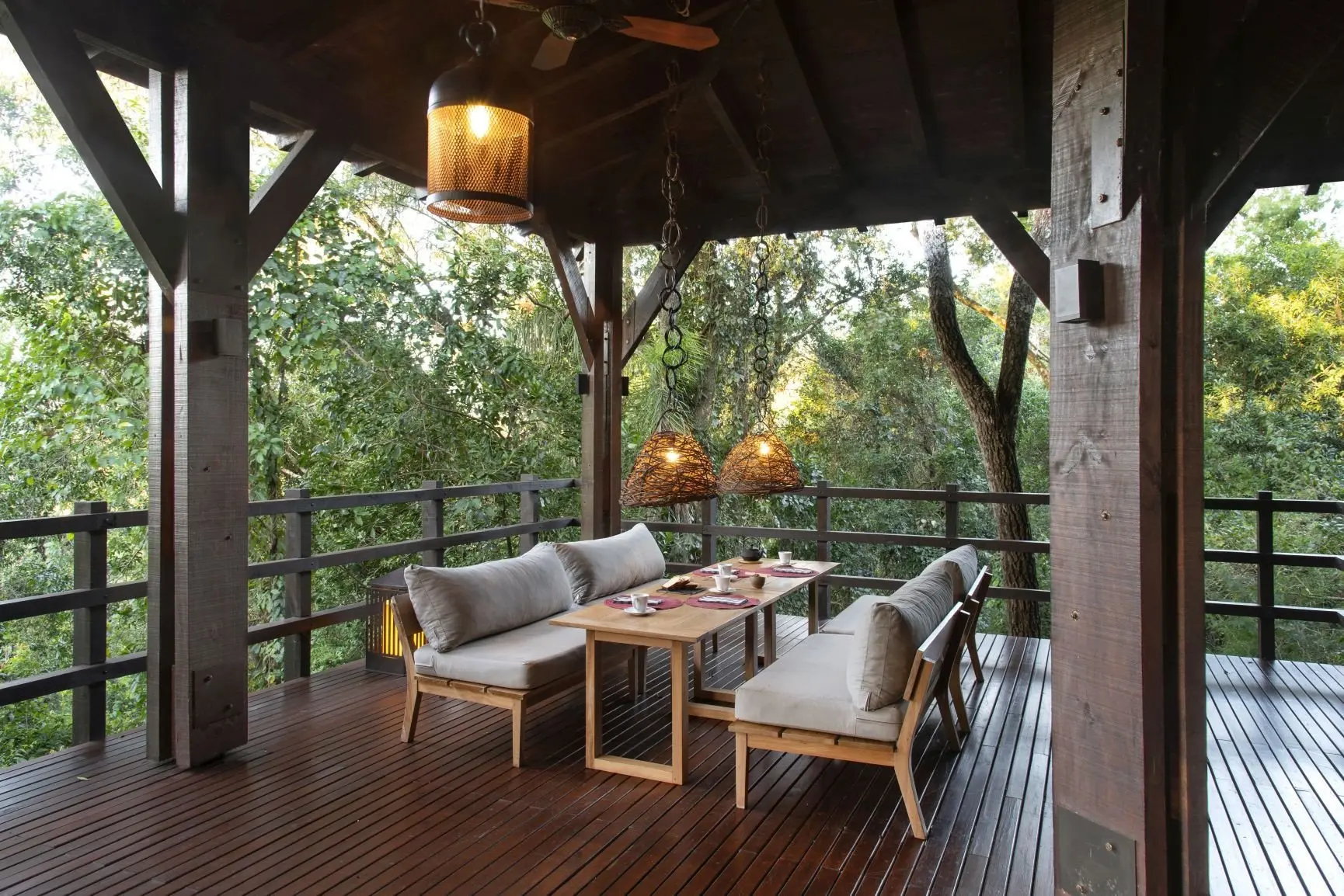 Awasi Iguazu - Main Lodge Exterior - PH Daniela Mac Adden (1)