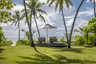 BEACHFRONT-VILLA-garden_221