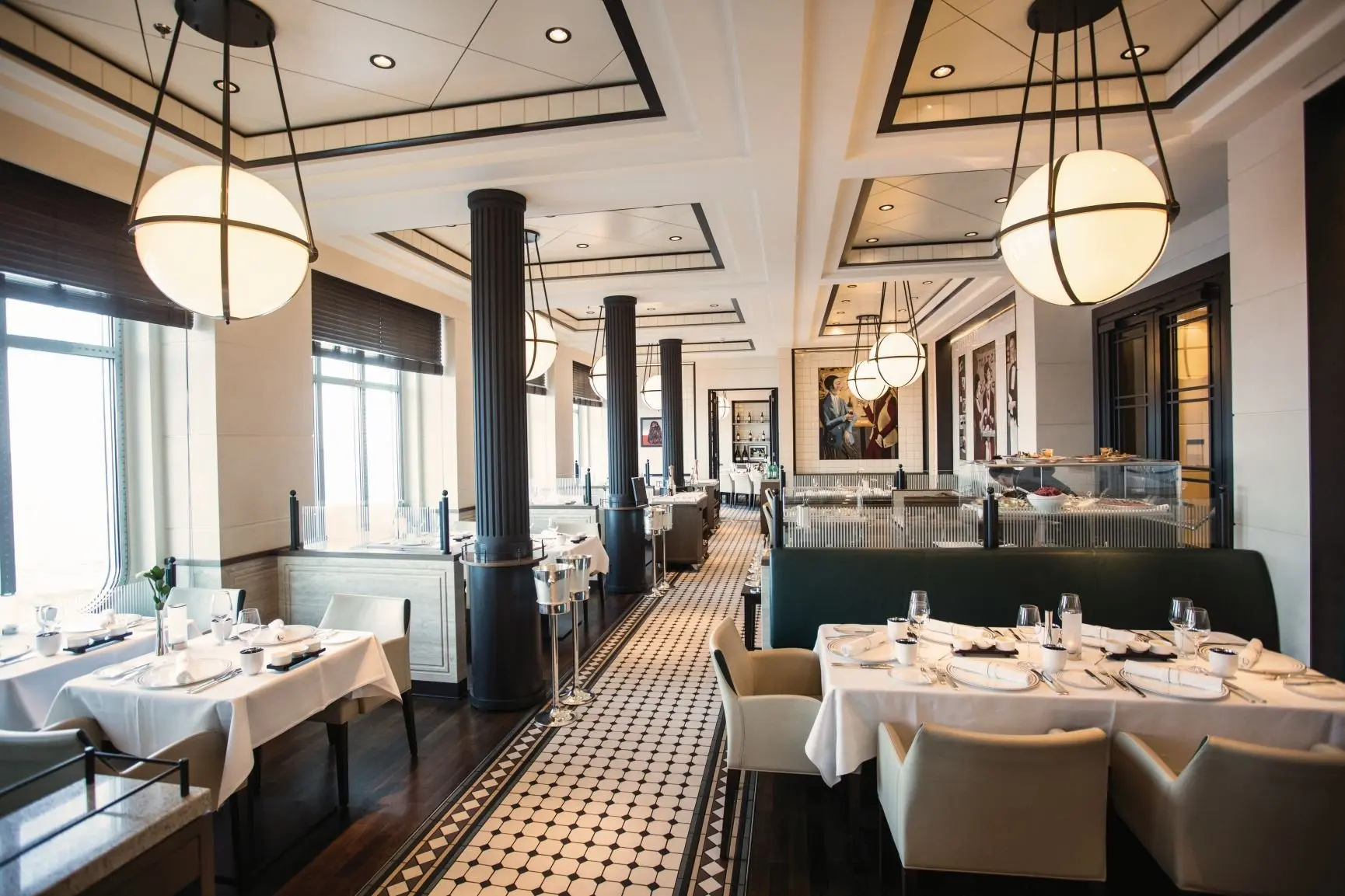 12927,1,europa-2-tarragon-restaurant-02-300dpi
