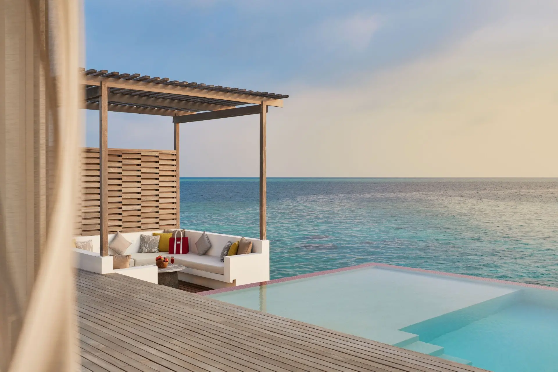 Ocean Villa with Pool and Deck Area