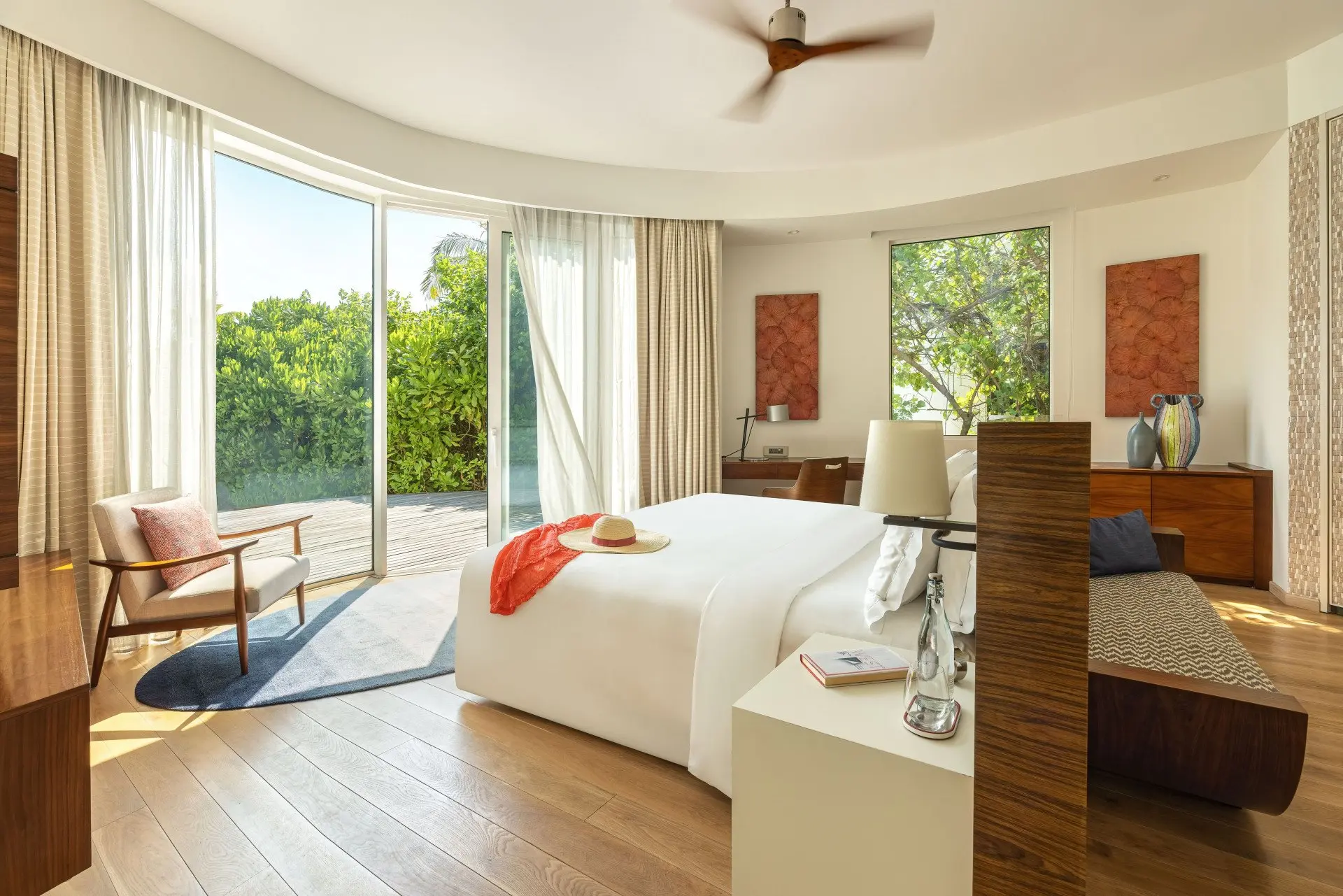 High_resolution_300dpi-Jumeirah Maldives - Two Bedroom Beach - Master Bedroom