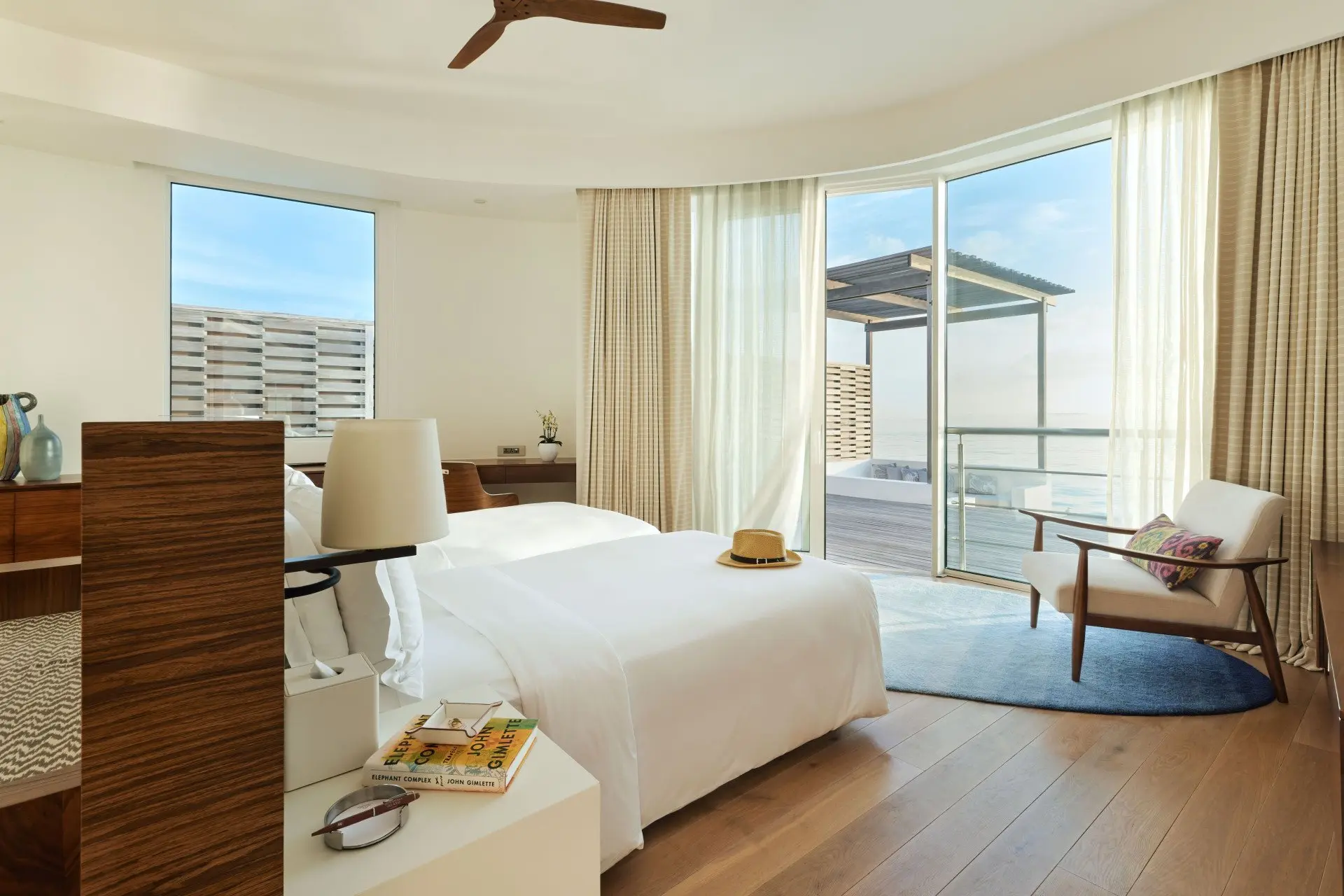 High_resolution_300dpi-Jumeirah Maldives - Two Bedroom Water Residence - Twin Bedroom 2