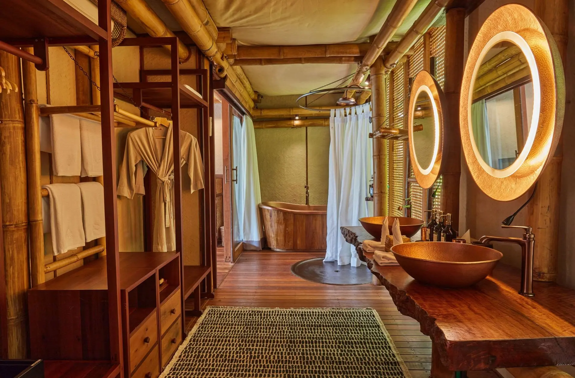 master_bathroom_two_bed_villa