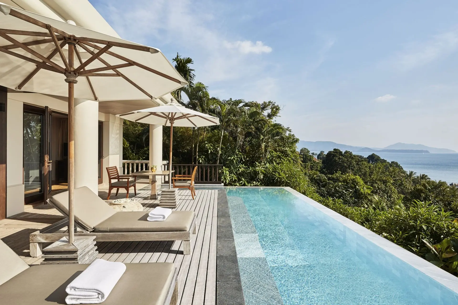 Signature Ocean View Pool Suite479 FINAL