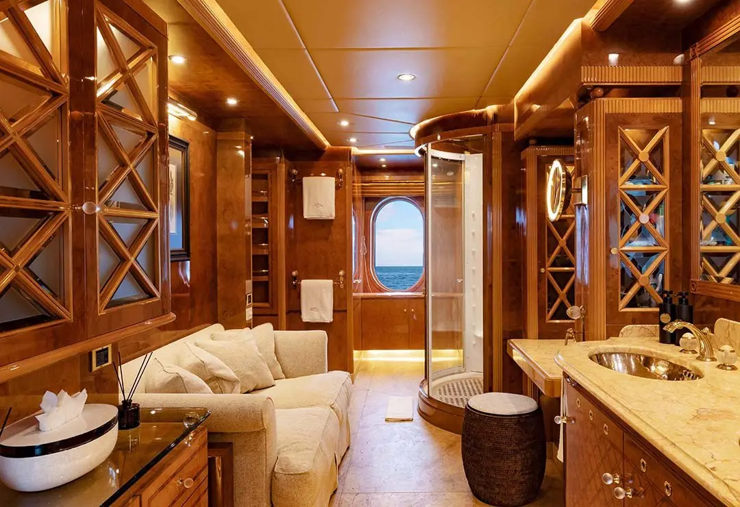 Aqua Mare - Cabin 202 - 01
