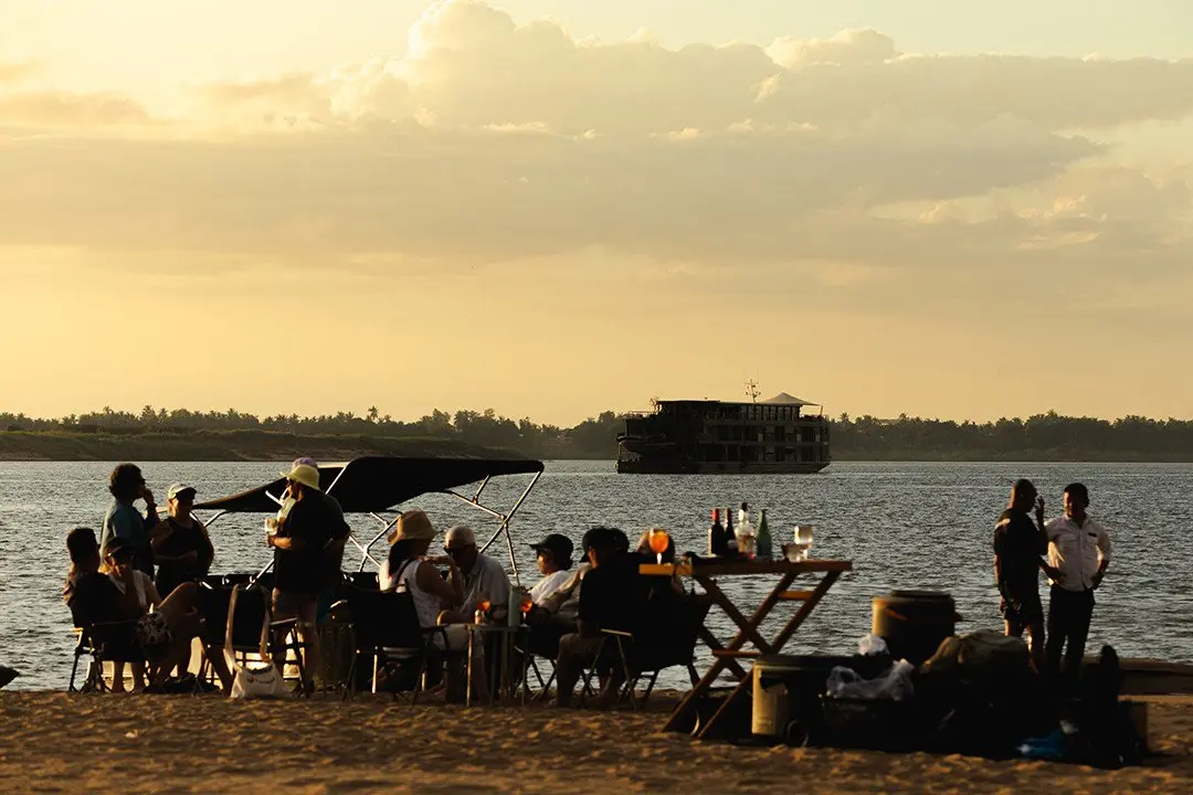 Mekong_Sundowner_02