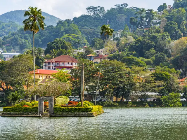 Kandy Lake