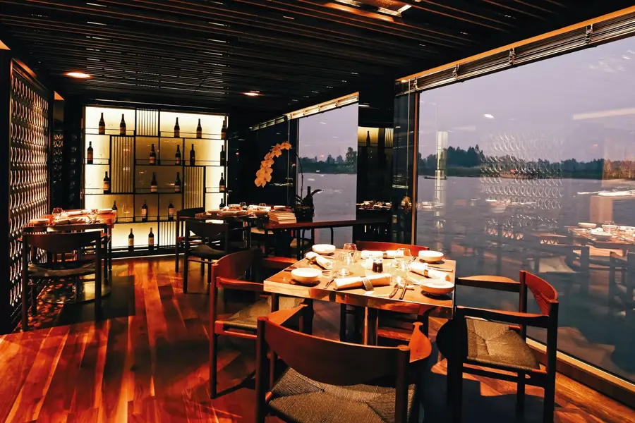 Scenic Spirit_Crystal Dining 3