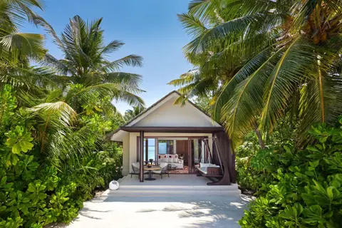 Deluxe Beach Villa