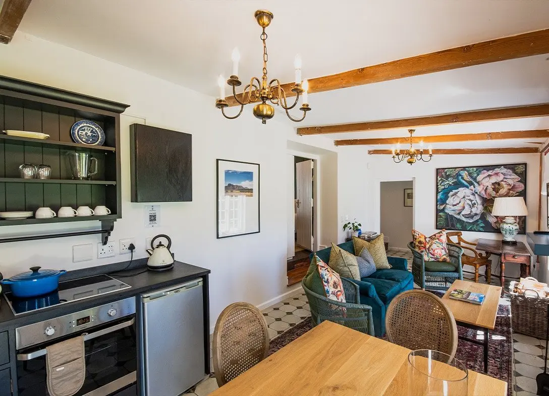 Page-slider-images-1088×784-1685cottage-2
