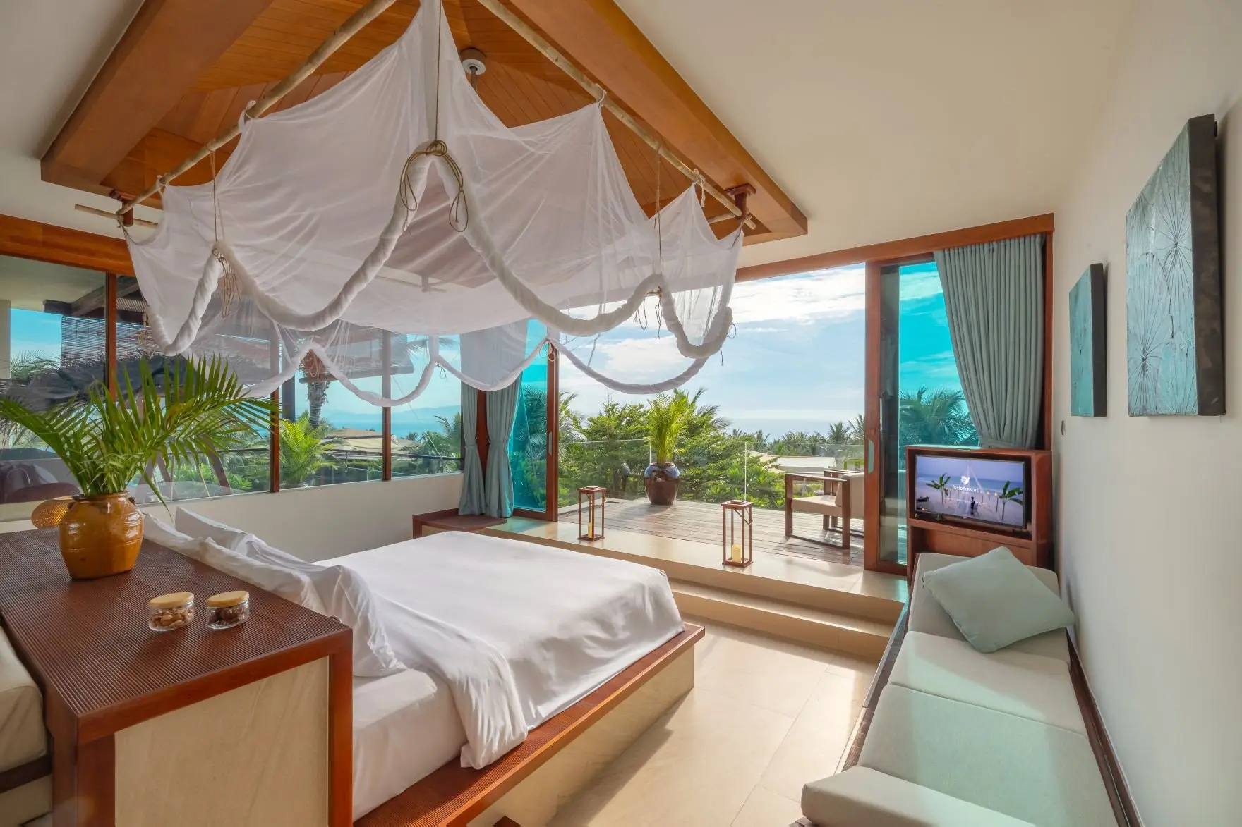 Ocean View Suite (3)