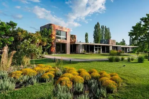 Entre Cielos Wine & Spa Hotel