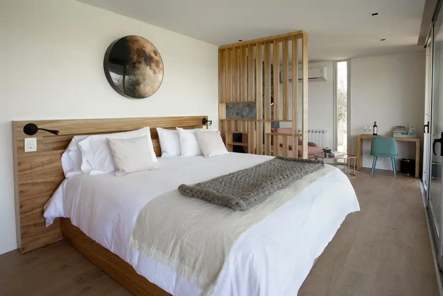 Vineyard Loft Bedroom 2022