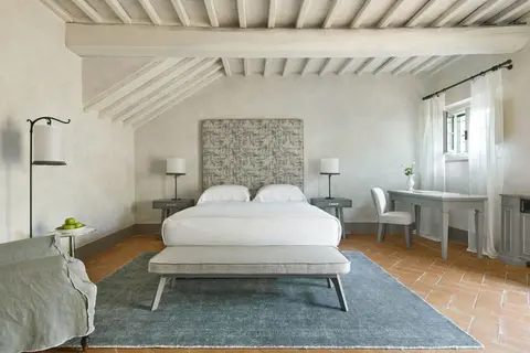 Estate Room