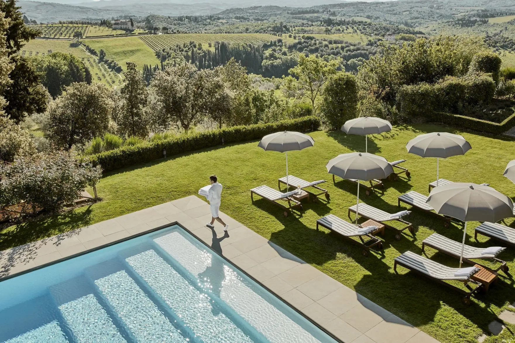 Garden_Pool_Terrace_with_Pool_Attendant