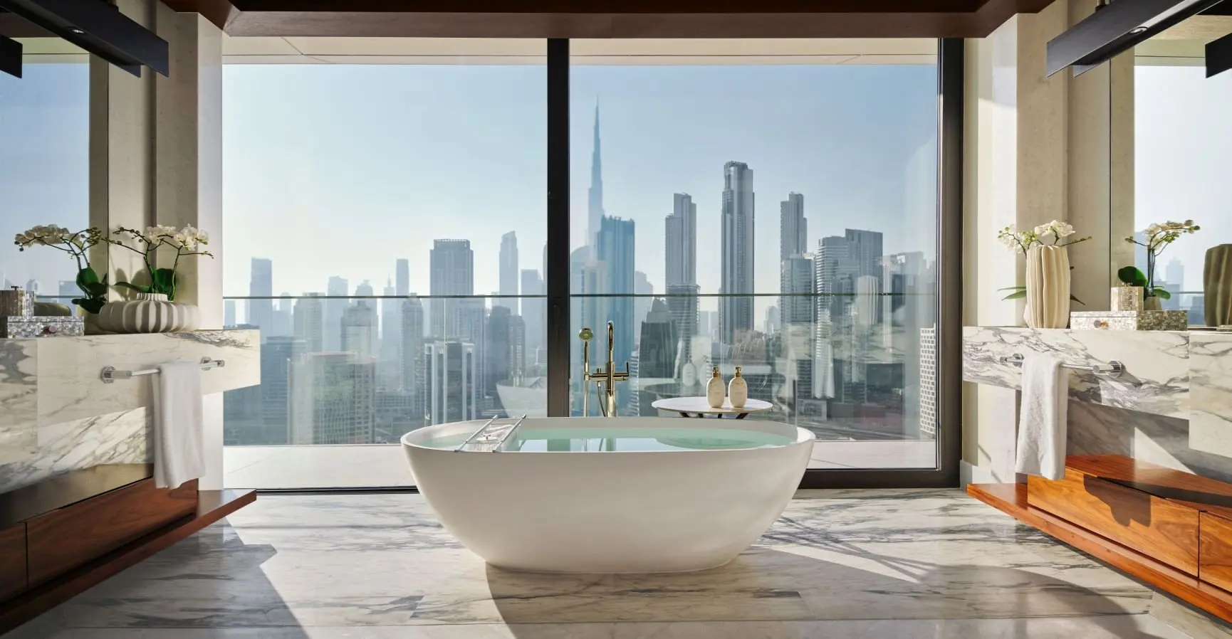 The Lana-The Lana Royal Suite-Main Bathroom-Dorchester Collection