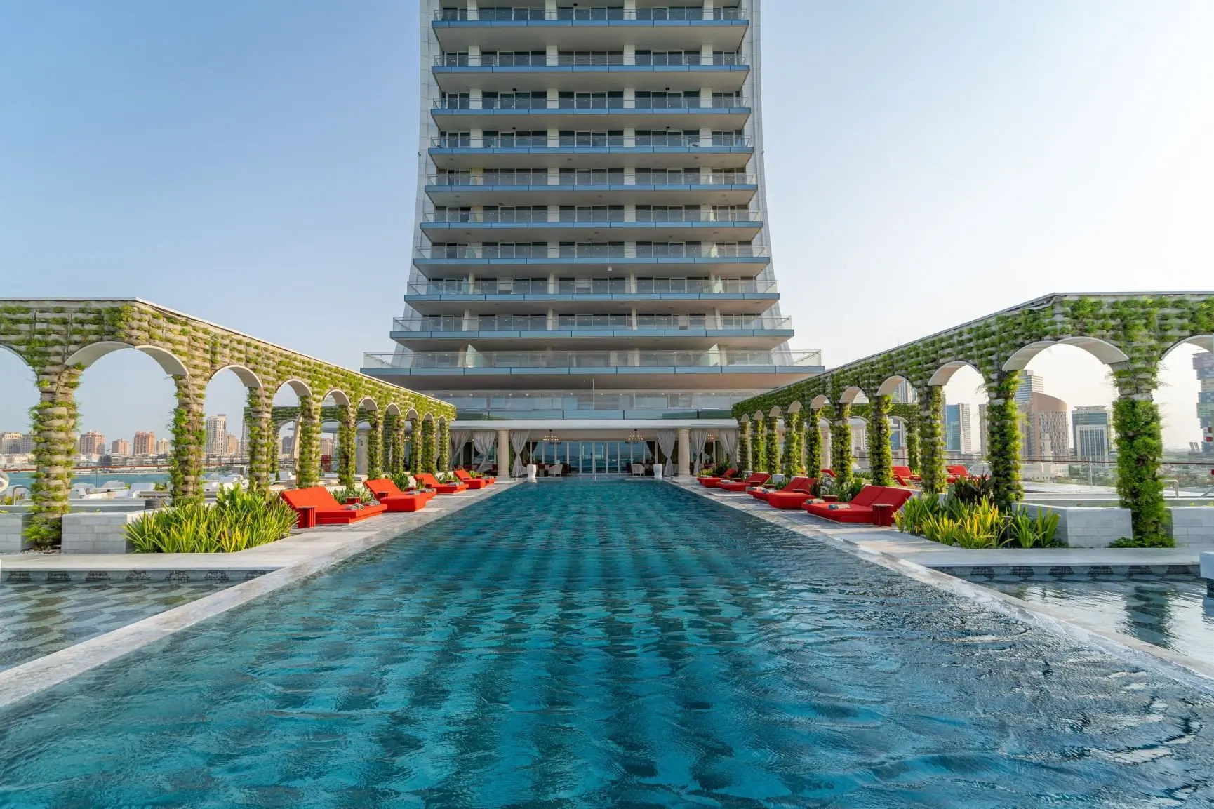 Raffles_Doha_AquaPool