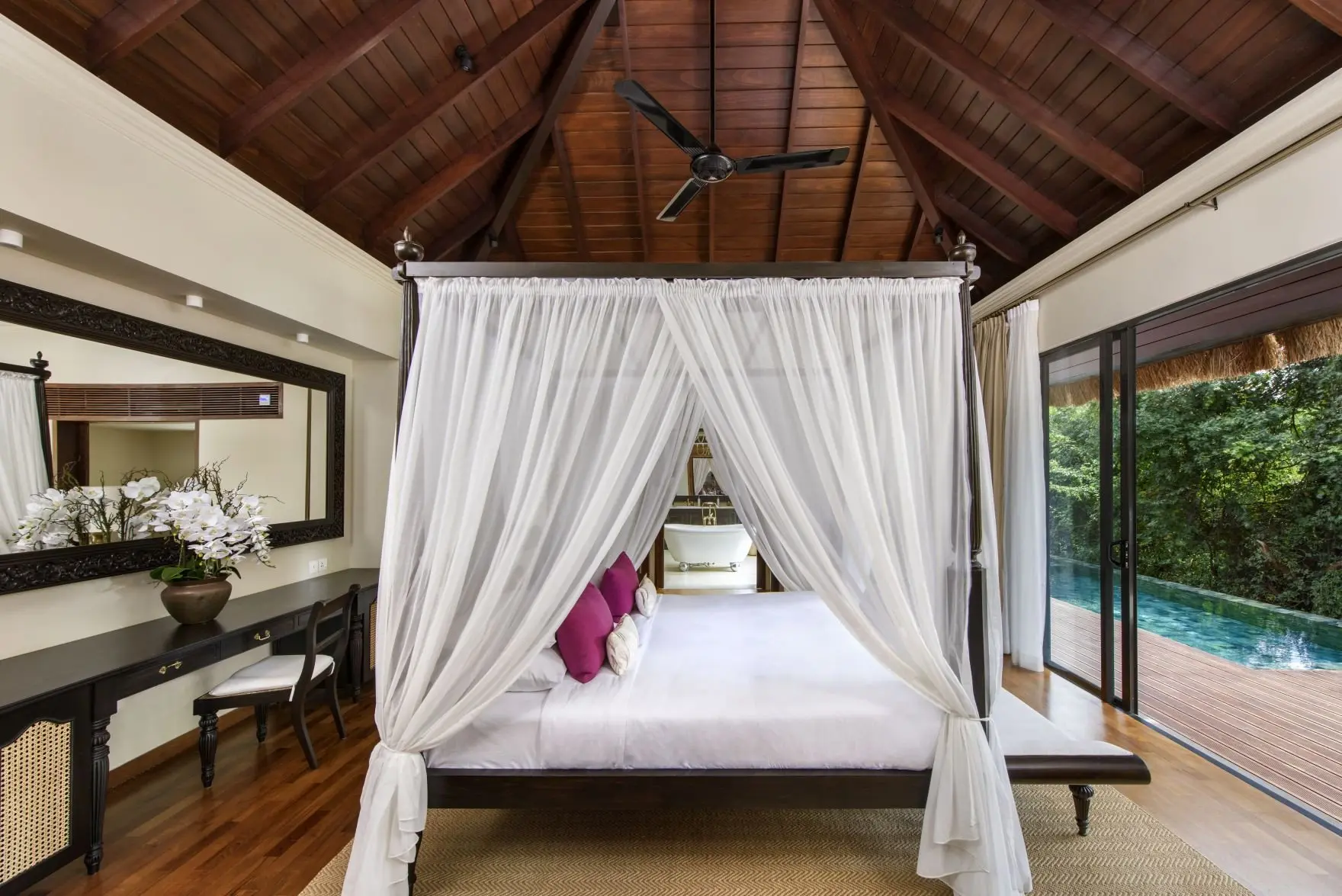 Deluxe Villa - Bedroom