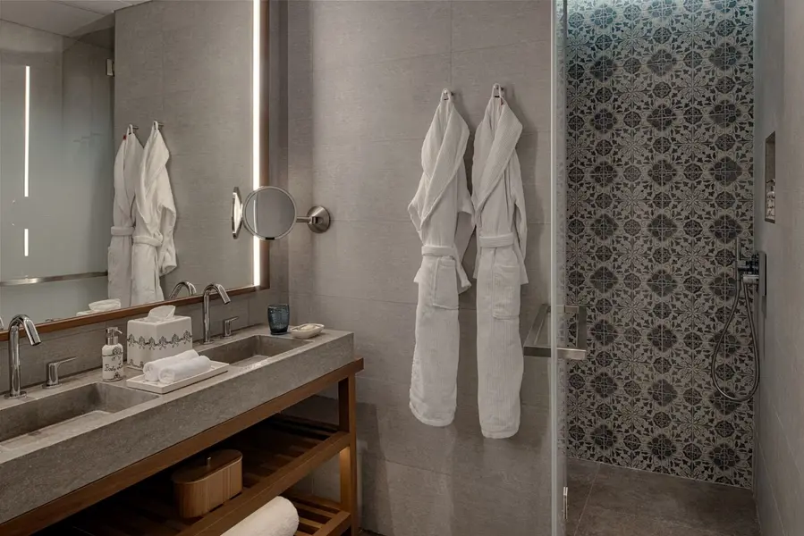 Valley Premier bathroom