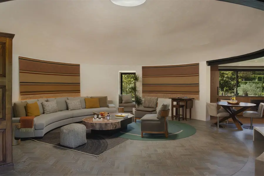 4_One Bedroom Pool Villa_living room