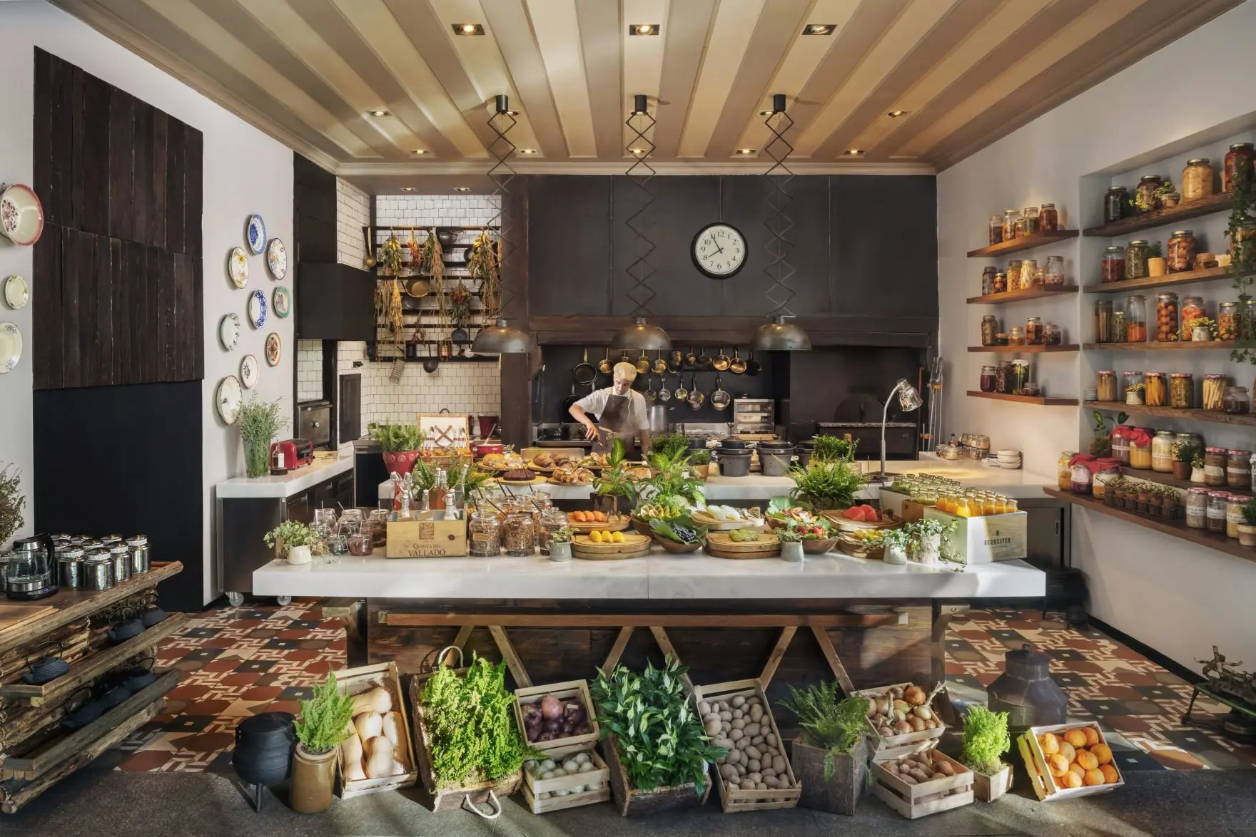 Open Kitchen Breakfast