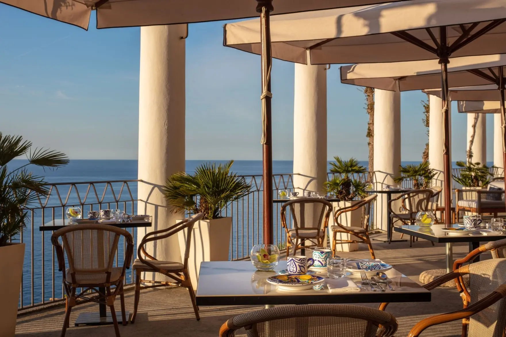 Anantara_Convento_di_Amalfi_Grand_Hotel_Dei_Cappuccini_Terrace_Day