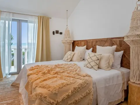 Villa (3)