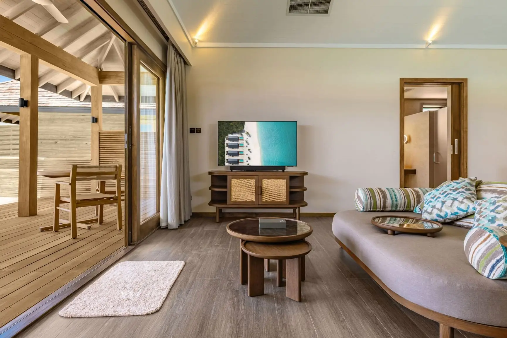 Nala_Ocean_Pool_Villa_Interior(1)