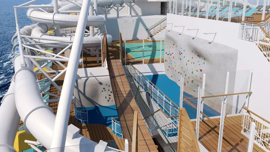 AIDAcosma_Kletterwand_1